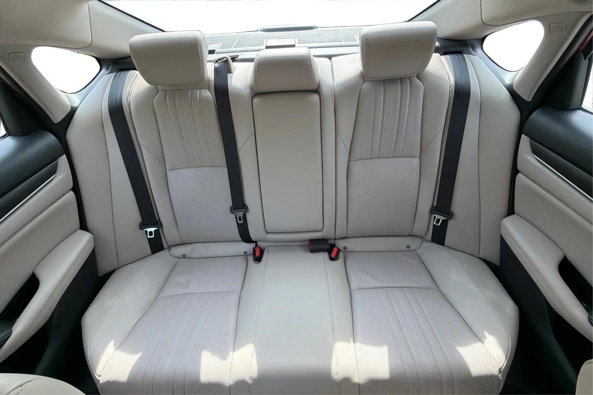 2021 Honda Accord EX-L - Photo 14