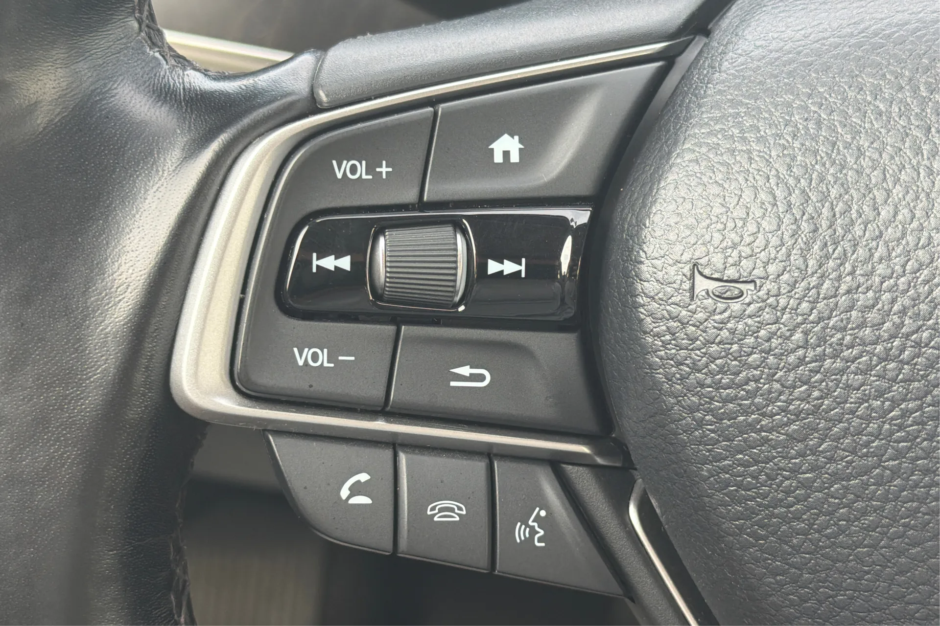 2021 Honda Accord EX-L - Photo 34