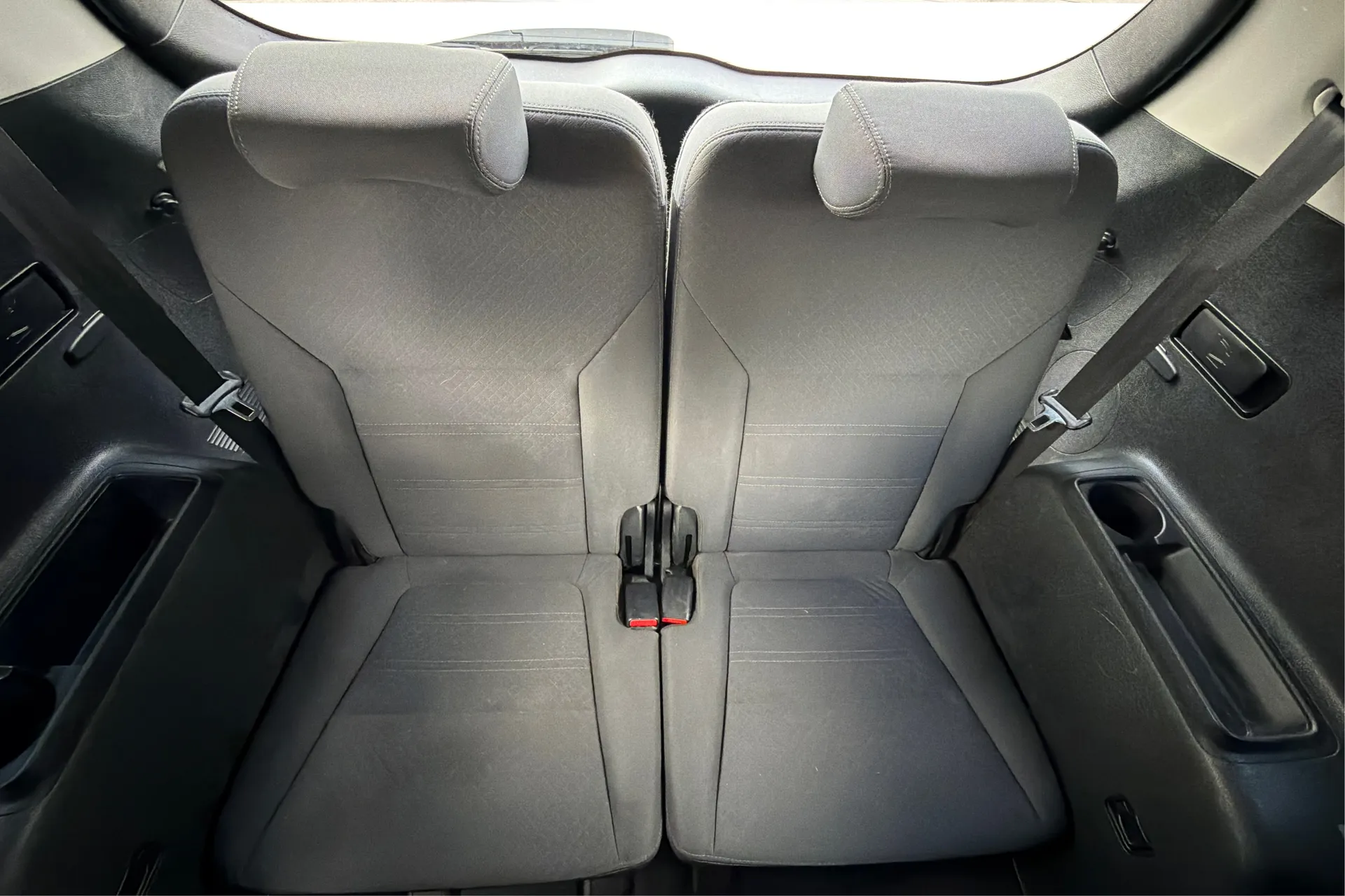 2020 Kia Sorento LX - Photo 36