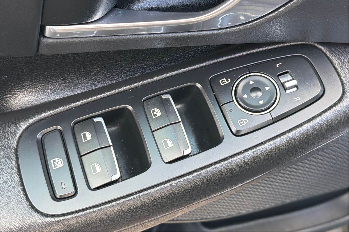 2023 Hyundai Sonata Hybrid Blue - Photo 35