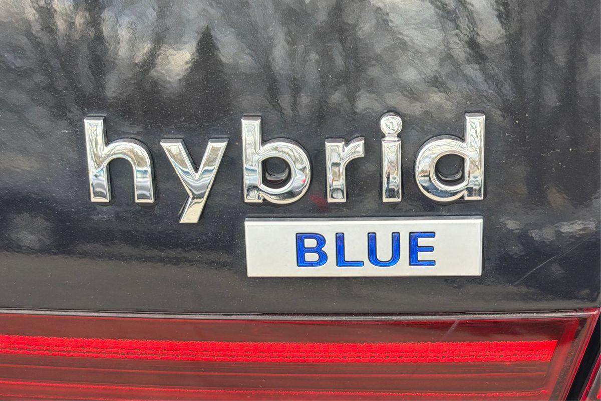 2023 Hyundai Sonata Hybrid Blue - Photo 23