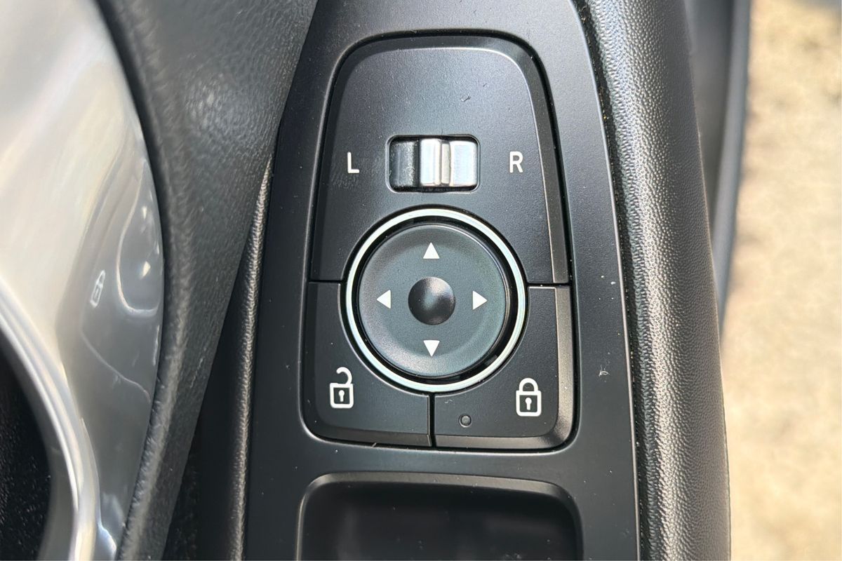 2023 Hyundai Sonata Hybrid Blue - Photo 37