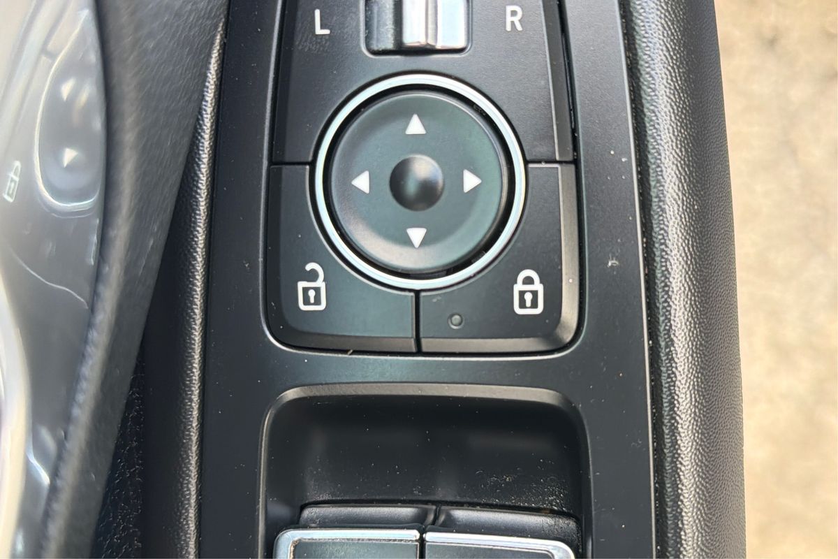 2023 Hyundai Sonata Hybrid Blue - Photo 36